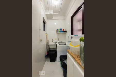 Apartamento à venda com 74m², 2 quartos e 1 vaga Apartamento à venda com 74m², 2 quartos e 1 vagaÁrea de Serviço