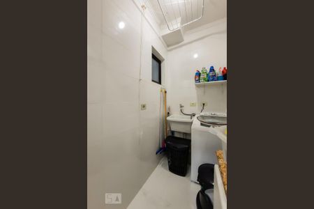 Apartamento à venda com 74m², 2 quartos e 1 vaga Apartamento à venda com 74m², 2 quartos e 1 vagaÁrea de Serviço