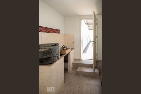 Casa à venda com 160m², 2 quartos e 4 vagas Casa à venda com 160m², 2 quartos e 4 vagasCozinha terraço