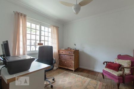 Casa à venda com 191m², 4 quartos e 2 vagas Casa à venda com 191m², 4 quartos e 2 vagasQuarto 3 - Escritório