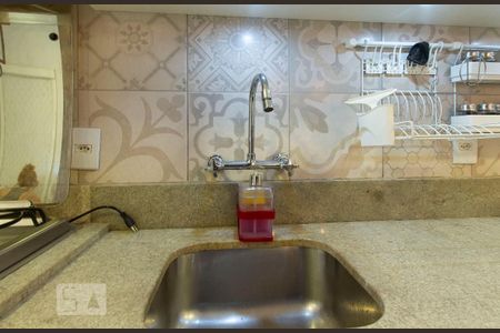 Casa à venda com 191m², 4 quartos e 2 vagas Casa à venda com 191m², 4 quartos e 2 vagasCozinha - Torneira