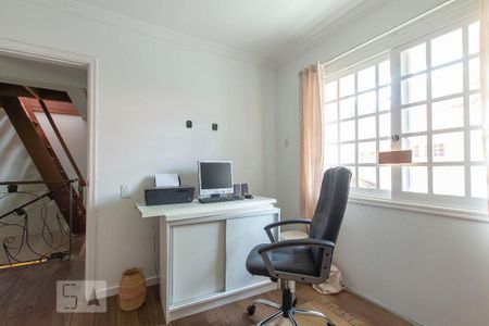 Casa à venda com 191m², 4 quartos e 2 vagas Casa à venda com 191m², 4 quartos e 2 vagasQuarto 3 - Escritório