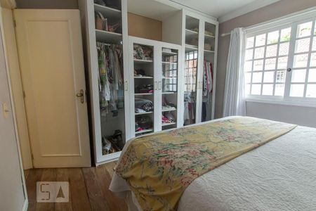 Casa à venda com 191m², 4 quartos e 2 vagas Casa à venda com 191m², 4 quartos e 2 vagasSuíte 1