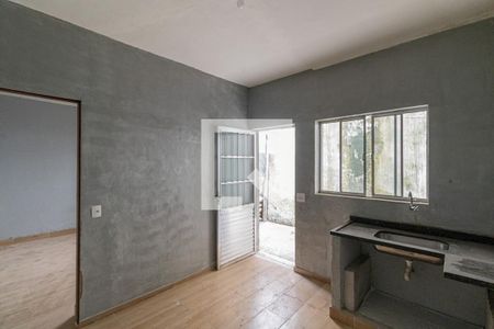 Cozinha  de casa para alugar com 1 quarto, 40m² em Jardim Cotinha, São Paulo