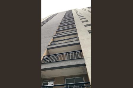 Apartamento à venda com 38m², 1 quarto e sem vaga Apartamento à venda com 38m², 1 quarto e sem vagaFachada