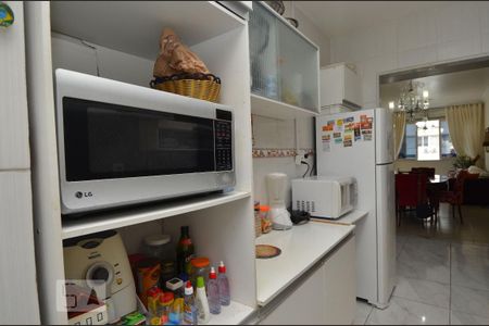 Apartamento à venda com 130m², 3 quartos e sem vagaCozinha