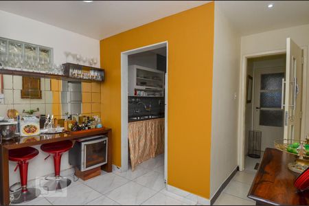 Apartamento à venda com 130m², 3 quartos e sem vagaHall de Entrada