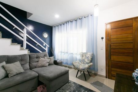 Sala de casa de condomínio à venda com 2 quartos, 80m² em Cidade Antônio Estevão de Carvalho, São Paulo