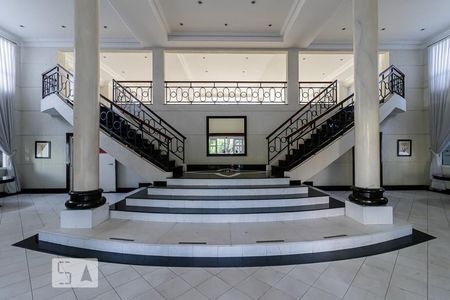 Apartamento à venda com 202m², 4 quartos e 4 vagas Apartamento à venda com 202m², 4 quartos e 4 vagasÁrea comum - Hall social