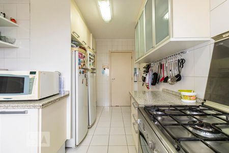 Apartamento à venda com 202m², 4 quartos e 4 vagasCozinha