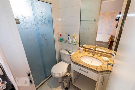 Apartamento à venda com 202m², 4 quartos e 4 vagasBanheiro da Suíte 1