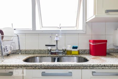 Apartamento à venda com 202m², 4 quartos e 4 vagasCozinha