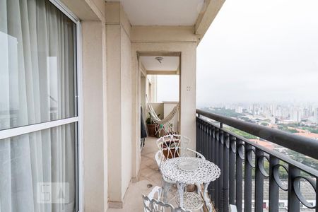 Apartamento à venda com 202m², 4 quartos e 4 vagasVaranda