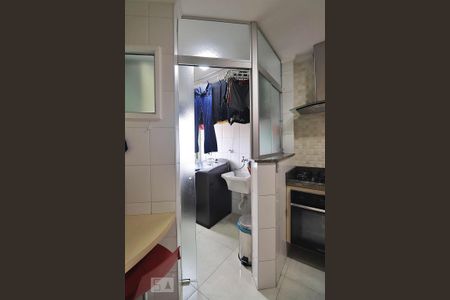 Apartamento à venda com 60m², 3 quartos e 1 vagaÁrea de Serviço