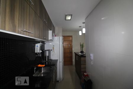 Apartamento à venda com 71m², 3 quartos e 2 vagasCozinha