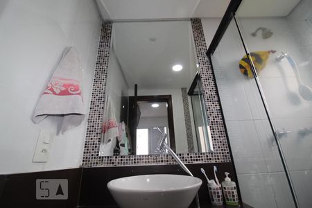 Apartamento à venda com 71m², 3 quartos e 2 vagasBanheiro suite