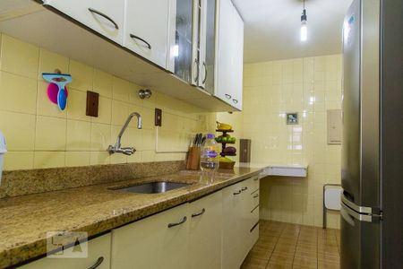 Apartamento à venda com 66m², 2 quartos e 1 vaga Apartamento à venda com 66m², 2 quartos e 1 vagaCozinha