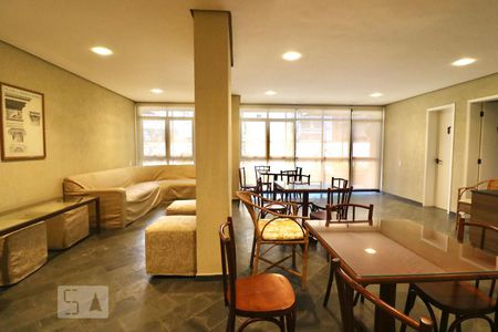 Apartamento para alugar com 55m², 1 quarto e 1 vaga Apartamento para alugar com 55m², 1 quarto e 1 vagaÁrea comum - Salão de festas