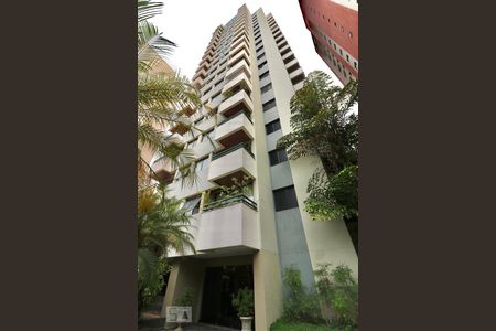 Apartamento para alugar com 55m², 1 quarto e 1 vaga Apartamento para alugar com 55m², 1 quarto e 1 vagaFachada