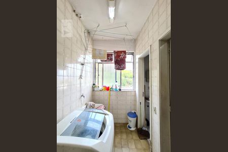 Apartamento à venda com 97m², 2 quartos e 1 vaga Apartamento à venda com 97m², 2 quartos e 1 vagaÁrea de Serviço