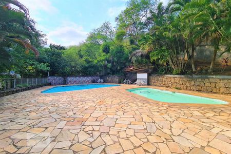 Apartamento à venda com 97m², 2 quartos e 1 vaga Apartamento à venda com 97m², 2 quartos e 1 vagaÁrea comum - Piscina