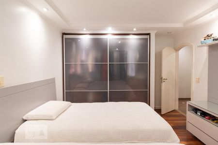 Casa à venda com 400m², 5 quartos e 2 vagas Casa à venda com 400m², 5 quartos e 2 vagasSuíte 2