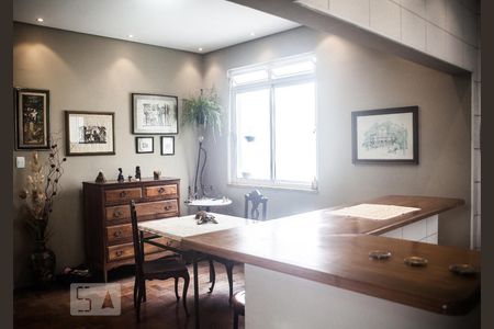 Sala de Jantar de apartamento à venda com 2 quartos, 75m² em Centro Histórico de São Paulo, São Paulo