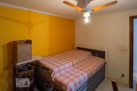 Casa à venda com 250m², 4 quartos e 4 vagas Casa à venda com 250m², 4 quartos e 4 vagasQuarto 4