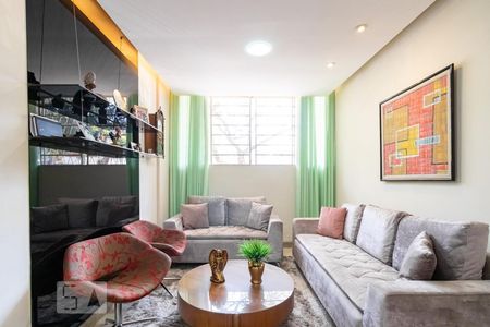 Sala de apartamento para alugar com 3 quartos, 90m² em Funcionários, Belo Horizonte
