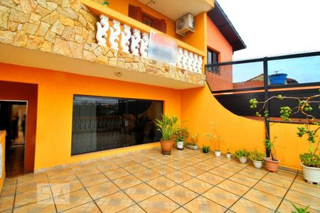 Casa à venda com 193m², 3 quartos e 2 vagasÁrea Externa