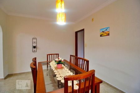 Casa à venda com 193m², 3 quartos e 2 vagasCopa