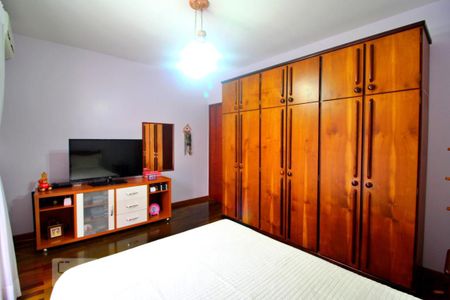 Casa à venda com 193m², 3 quartos e 2 vagasQuarto 2