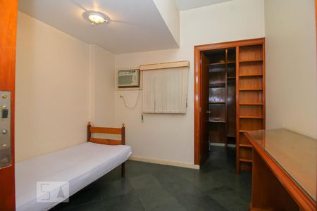 Apartamento à venda com 110m², 2 quartos e 1 vagaQuarto 2