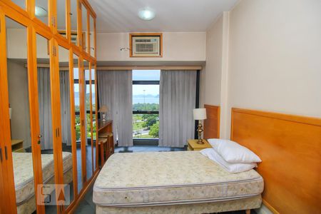 Apartamento à venda com 110m², 2 quartos e 1 vagaSuíte