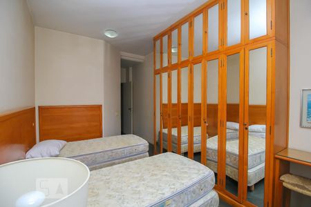 Apartamento à venda com 110m², 2 quartos e 1 vagaSuíte