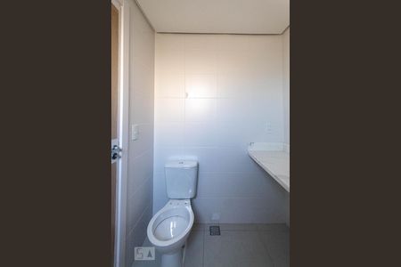 Apartamento à venda com 61m², 2 quartos e 1 vaga Apartamento à venda com 61m², 2 quartos e 1 vagaBanheiro da Suíte