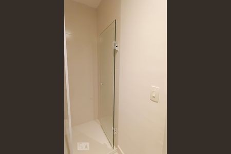 Apartamento à venda com 48m², 1 quarto e 1 vaga Apartamento à venda com 48m², 1 quarto e 1 vagaBanheiro da suíte