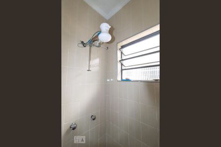 Casa à venda com 115m², 2 quartos e 2 vagas Casa à venda com 115m², 2 quartos e 2 vagasBanheiro