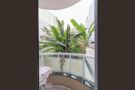 Apartamento à venda com 75m², 2 quartos e 1 vagaVaranda da Suíte