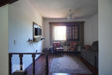 Sala 2 de casa para alugar com 3 quartos, 260m² em Mato Grande, Canoas