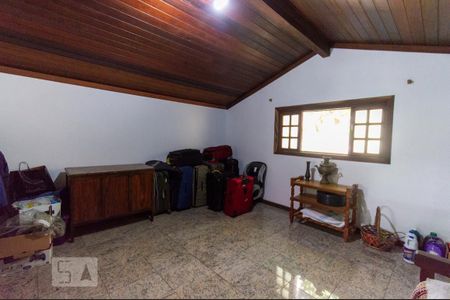 Casa à venda com 391m², 5 quartos e 3 vagasQuarto 4