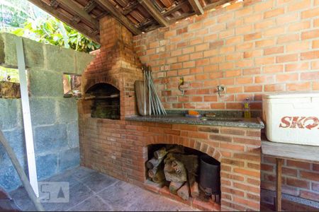 Casa à venda com 391m², 5 quartos e 3 vagasChurrasqueira