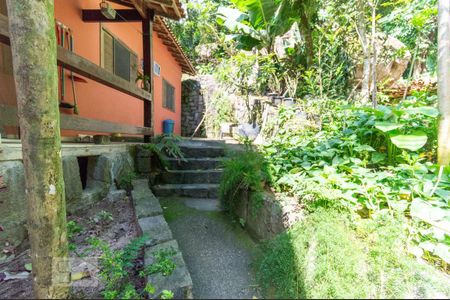 Casa à venda com 391m², 5 quartos e 3 vagasQuintal