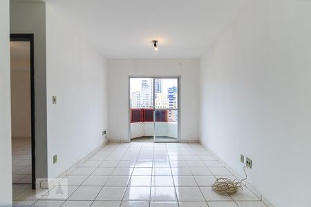 Sala de apartamento para alugar com 1 quarto, 60m² em Centro, Campinas