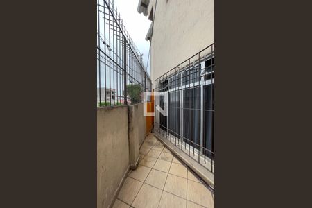 Casa à venda com 100m², 3 quartos e 4 vagas Casa à venda com 100m², 3 quartos e 4 vagasCasa 1 - Área de Serviço