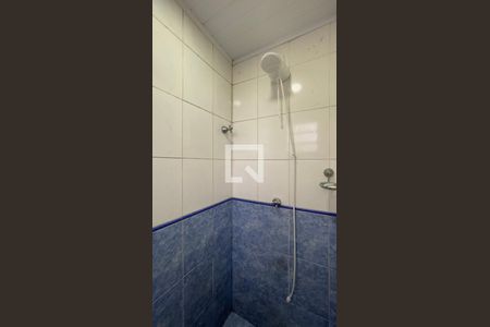 Casa à venda com 100m², 3 quartos e 4 vagas Casa à venda com 100m², 3 quartos e 4 vagasCasa 1 - Banheiro Suíte 1