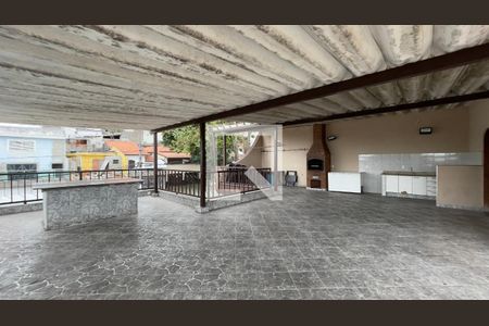 Casa à venda com 100m², 3 quartos e 4 vagas Casa à venda com 100m², 3 quartos e 4 vagasÁrea comum