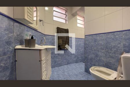 Casa à venda com 100m², 3 quartos e 4 vagas Casa à venda com 100m², 3 quartos e 4 vagasCasa 1 - Banheiro Suíte 1