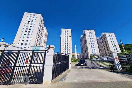 Apartamento para alugar com 48m², 2 quartos e 1 vaga Apartamento para alugar com 48m², 2 quartos e 1 vagaFachada