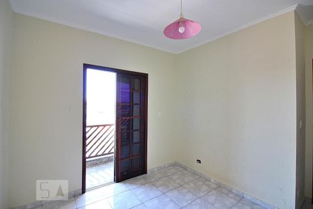 Casa à venda com 240m², 3 quartos e 6 vagasQuarto 3